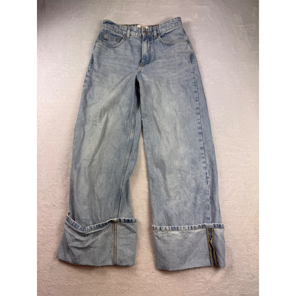 BDG Urban Outfitters Wide Leg High Rise Cuffed Light Wash Jeans 28W